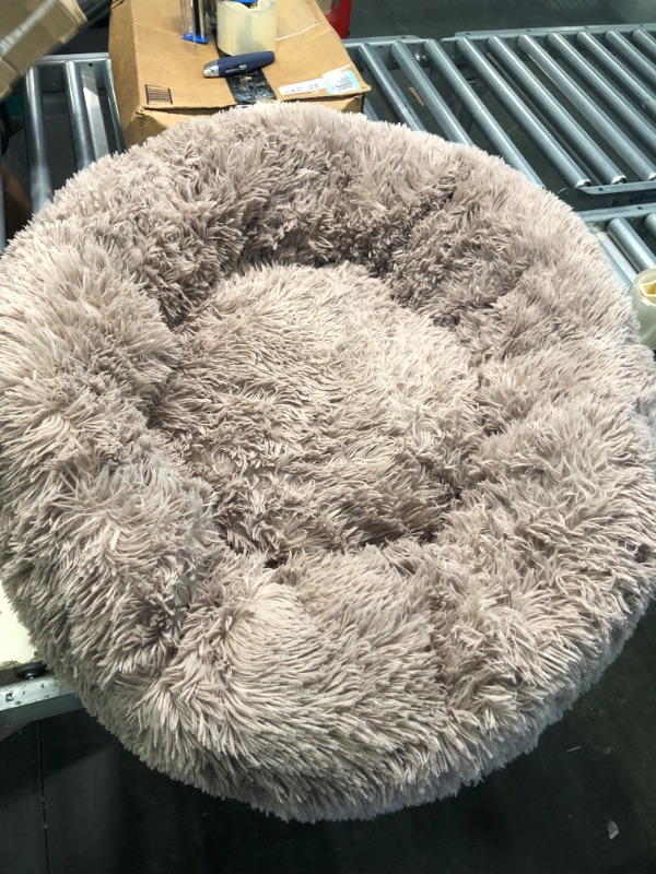 Photo 1 of Calming Dog Beds for Medium Dogs Washble Fluffy Dount Medium Size Dog Bed Light Tan 30 Inch Anti-Anxiety Round Medium Faux Fur Dog Bed Machine Washble. Medium (Pack of 1) Light Brown