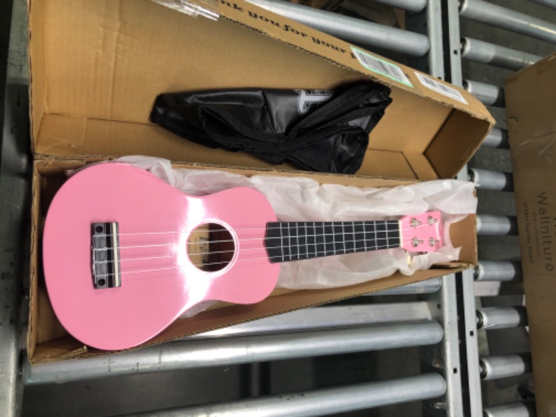 Photo 2 of Trendy Soprano Ukulele for Beginners 21 Inch Hawaiian Ukulele for Kid Adult Student with Gig Bag (Pink)