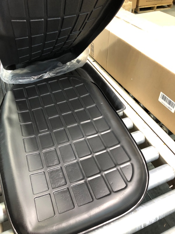 Photo 2 of Tesla Model Y Floor Mats Model Y 2021 2022 2023 mats Accessories All Weather Floor Mat Heavy Duty Floor Mats Suitable for 5 Seats (6 Pack)