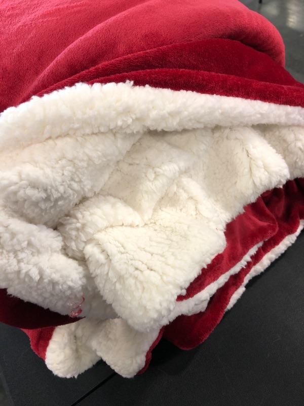 Photo 4 of Bedsure Sherpa Fleece Queen Size Blankets for Bed - Thick and Warm Blankets for All Seasons, Soft and Fuzzy Blanket Queen Size, Red, 90x90 Inches