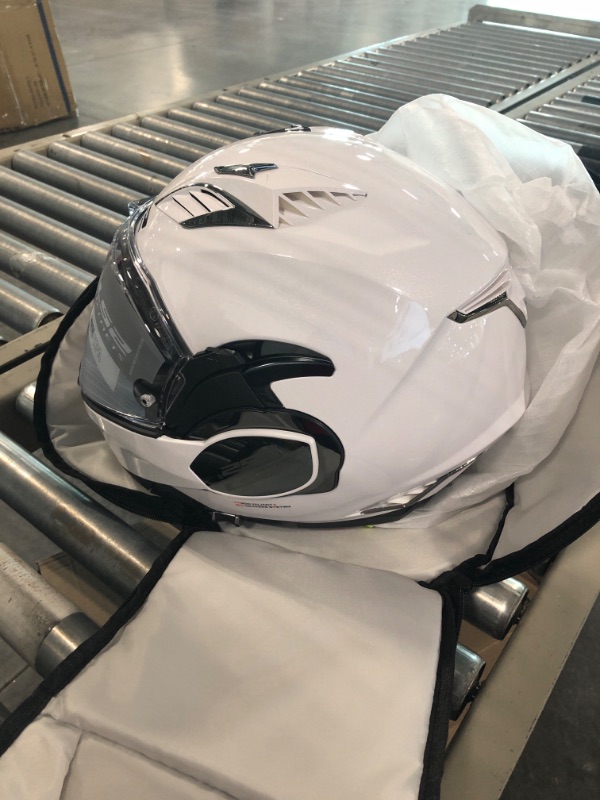 Photo 6 of LS2 Helmets Valiant II Modular Helmet 3X-Large Gloss White