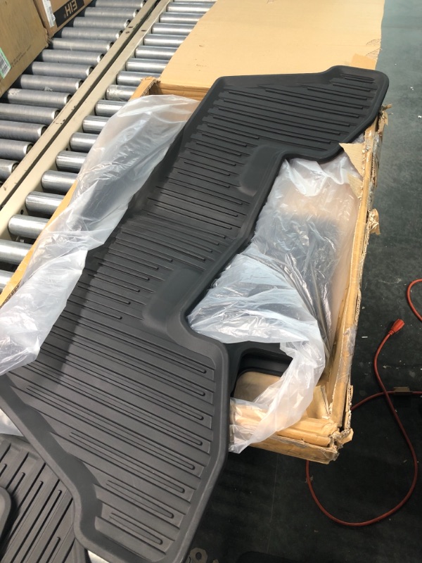 Photo 1 of KIWI MASTER Floor Mats Compatible for 2016-2022 Honda Pilot Accessories All Weather Mat Liners Front Rear 3 Row Seat TPE Slush Liner Black 08P17-TG7-300 Floor Mats for Pilot