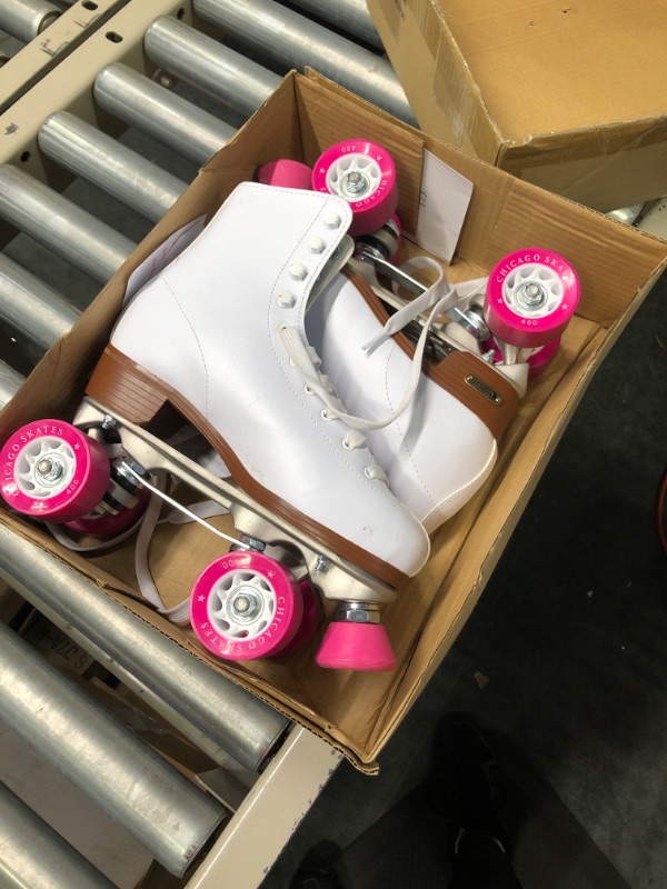 Photo 3 of CHICAGO Women's and Girl's Classic Roller Skates - Premium White Quad Rink Skates 7