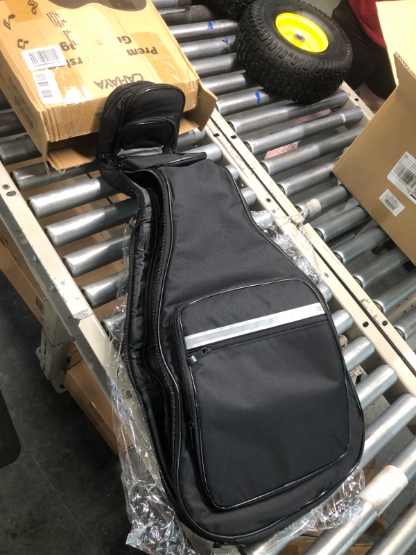 Photo 4 of CAHAYA Electric Guitar Bag Premium Padded Gig Bag Soft Case 0.5inch Thick Padding with Reflective Bands CY0201