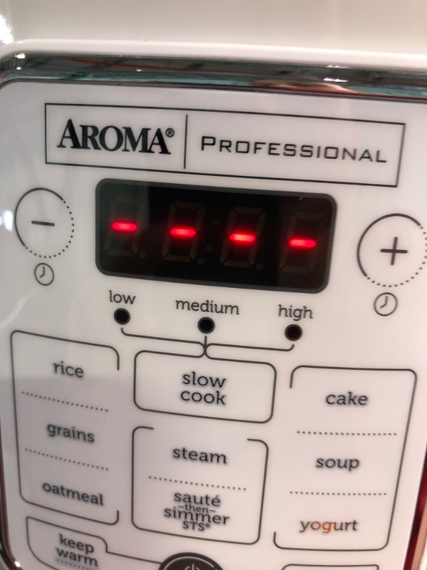 Photo 1 of Aroma Housewares Professional 20-Cup(cooked) / 4Qt. Digital Rice Cooker/Multicooker, Automatic Keep Warm and Sauté-then-Simmer Function, white (ARC-1230W)