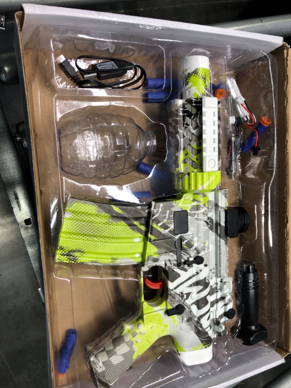 Photo 2 of Splater Gel Ball Eletric Blaster Gun Automatic M4 Surge Splatter Ball Foam Gun with 3,0000 Water Beads and Protector Goggels (Equipped with a 1400mAh high-Capacity Battery)