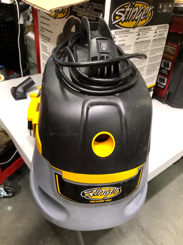 Photo 4 of Stinger 2.5 Gal. 1.75-Peak HP Compact Wet/Dry Shop Vacuum with Filter Bag, Hose and Accessories