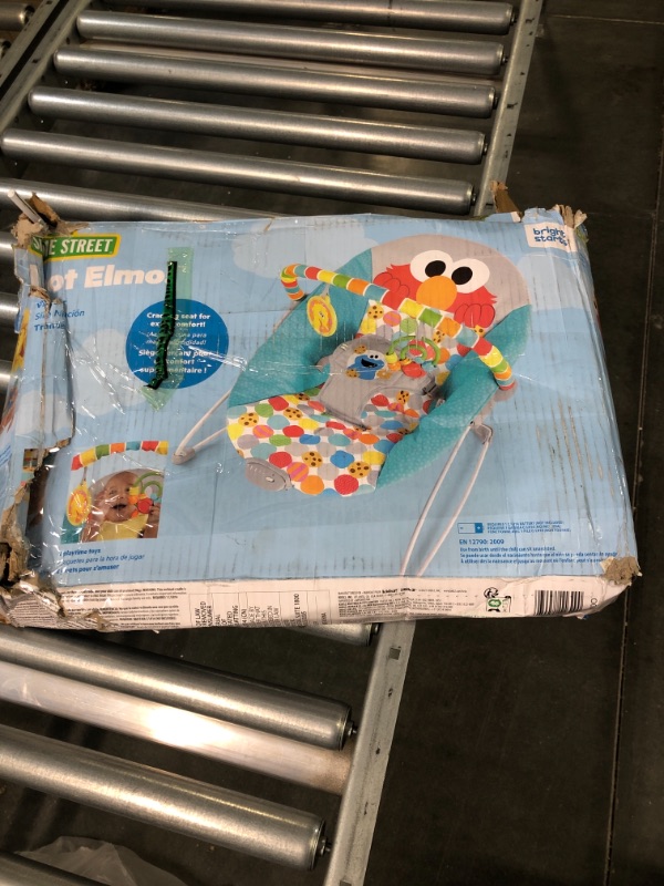 Photo 1 of Bright Starts Sesame Street I Spot Elmo! 3-Point Harness Vibrating Baby Bouncer with bar