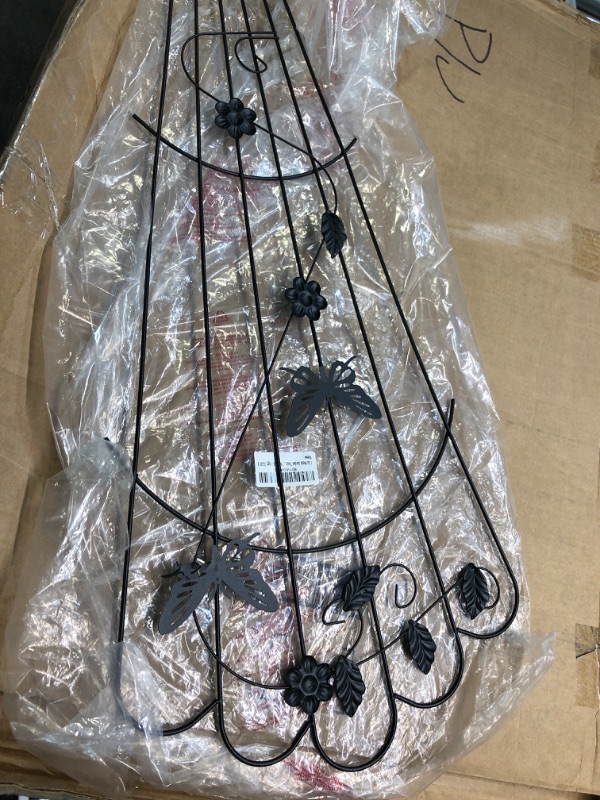 Photo 1 of 1.Go Metal Garden Trellis Panel Arch for Climbing Plants, 15" Wide x 34" High, 2 Set, OG-0018-2
