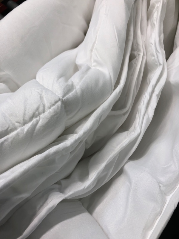 Photo 3 of Utopia Bedding Comforter – All Season Comforter King Size – White Comforter King - Plush Siliconized Fiberfill - Box Stitched
