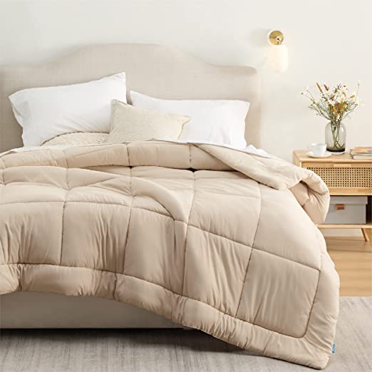 Photo 1 of Bedsure Duvet Insert Queen Comforter Beige - All Season Quilted Down Alternative Comforter for Queen Bed, 300GSM Mashine Washable Microfiber Bedding Comforter with Corner Tabs
