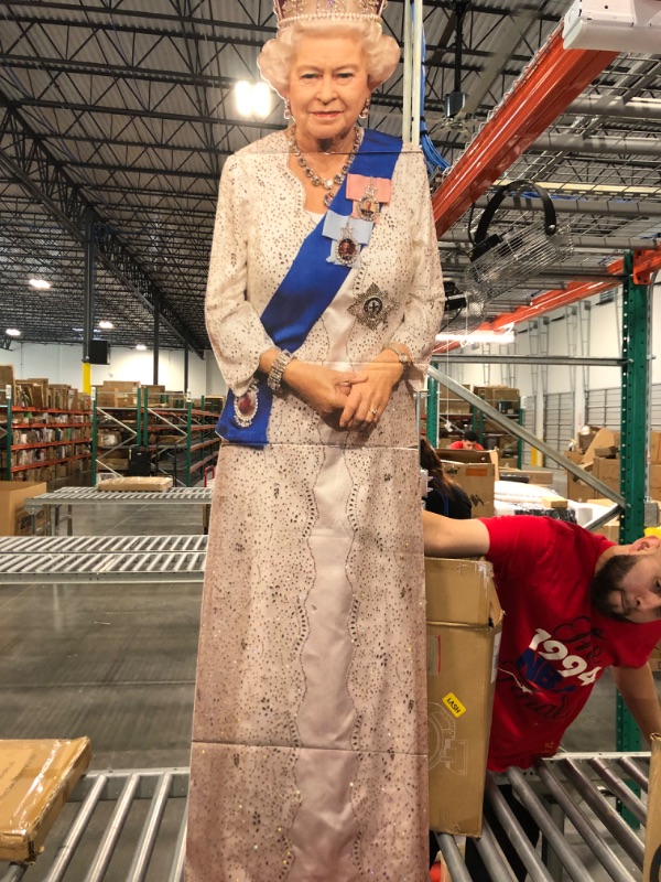 Photo 3 of Wet Paint Printing + Design H65077 Queen Elizabeth II Platinum Jubilee 70 70th Cardboard Cutout