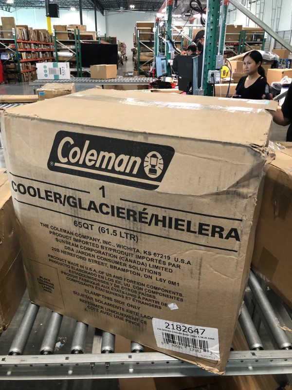 Photo 3 of Coleman 316 Series Insulated Portable Cooler with Heavy Duty Wheels, Leak-Proof Wheeled Cooler with 100+ Can Capacity, Keeps Ice for up to 5 Days Twilight 65qt