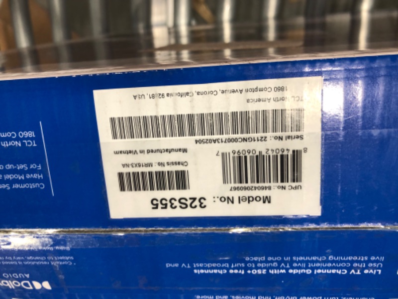 Photo 1 of TCL 32" Class 3-Series HD 720p LED Smart Roku TV - 32S355