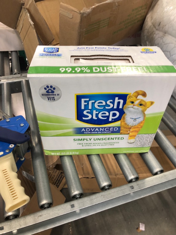 Photo 3 of Fresh Step Advanced Simply Unscented Clumping Cat Litter, Recommended by Vets 18.5 lb (pack of 2) New! Advanced Unscented