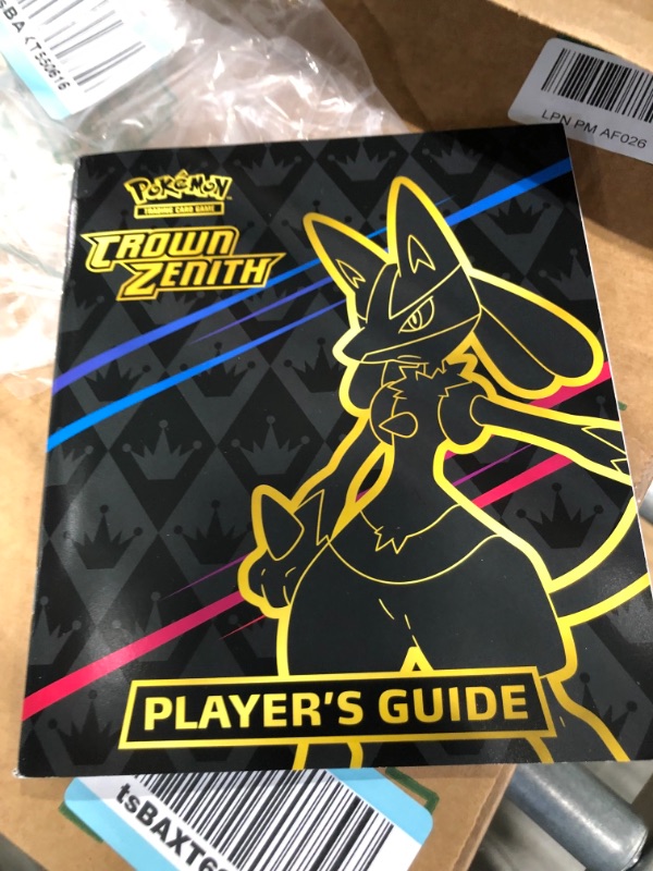 Photo 1 of Pokemon TCG: Crown Zenith Elite Trainer Box