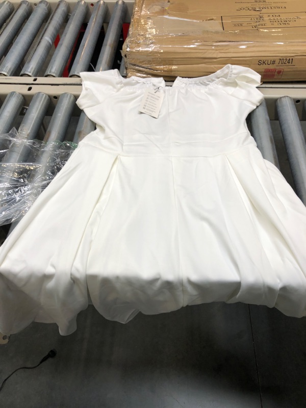 Photo 1 of WOMENS CLOTHING