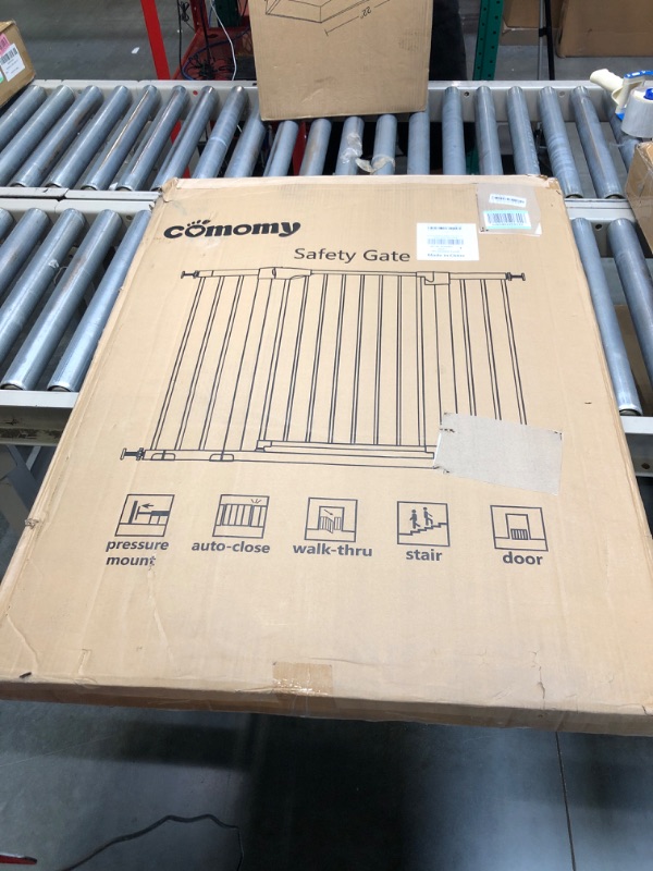 Photo 4 of COMOMY SAFETY GATE APPROX 30INCH