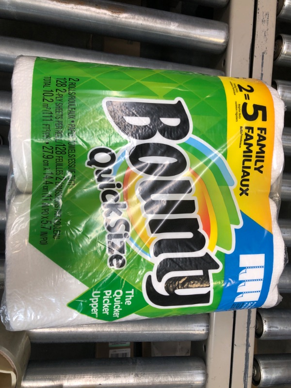 Photo 1 of Quick-Size Paper Towels, White, 12 Family Rolls = 30 Regular Rolls 12 Count (Pack of 1)