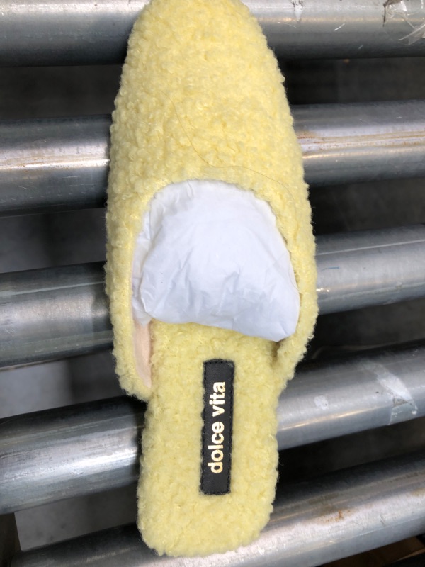 Photo 3 of Dolce Vita Women's Saydee Slipper 8 Limon Plush