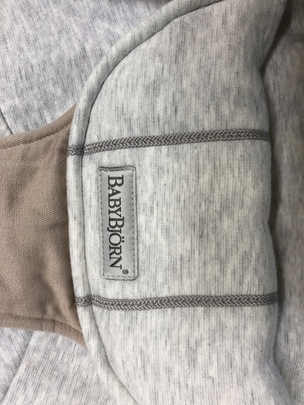 Photo 1 of BABYBJÖRN Bouncer Balance Soft, Cotton/Jersey, Beige/Gray Cotton/Jersey Beige/Gray