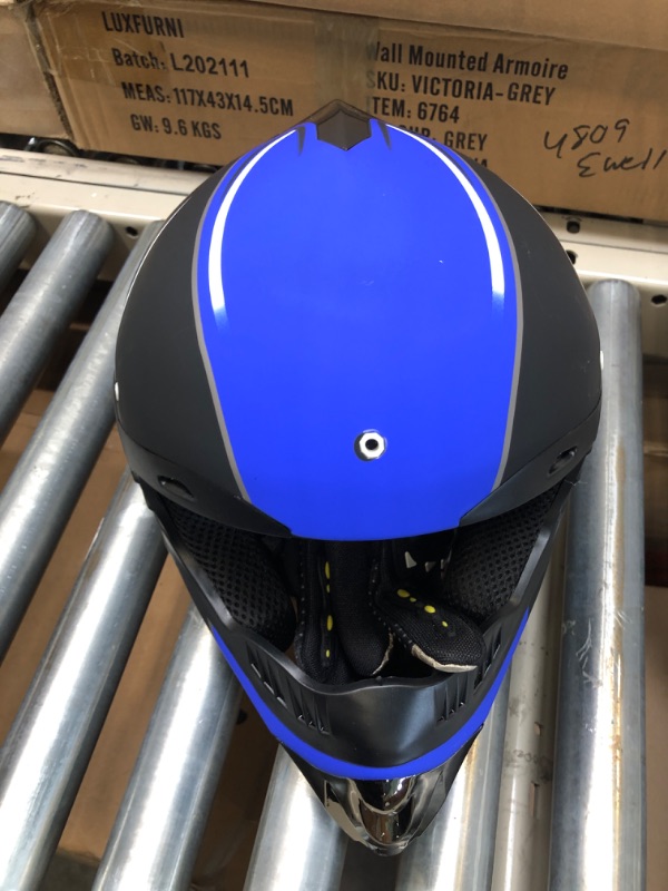 Photo 1 of Youth and Kids Motocross Helmet,Outdoor Full Face Dirt Bike Helmets ATV Offroad Youth Motorcycle Helmet SUV Dirt Bike Mountain Bike Helmet DOT Unisex Offroad Helmet (4 Piece Set) BLUE Medium