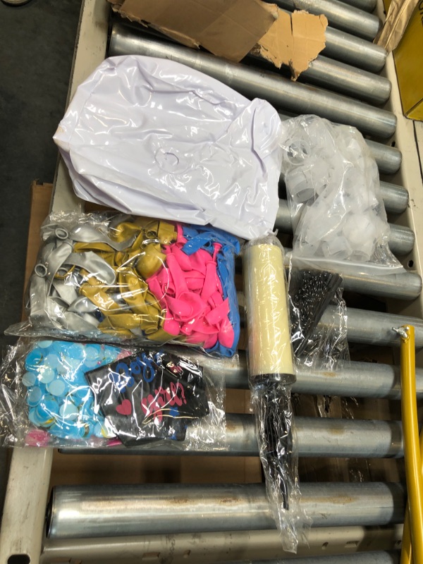 Photo 1 of Baby Gender Revelation Party Supplies Question Mark Metal Balloon Arch Kit, including balloons, pumps and balloon rings. Easy to assemble, suitable for boys or girls. Baby Tips Party Decoration