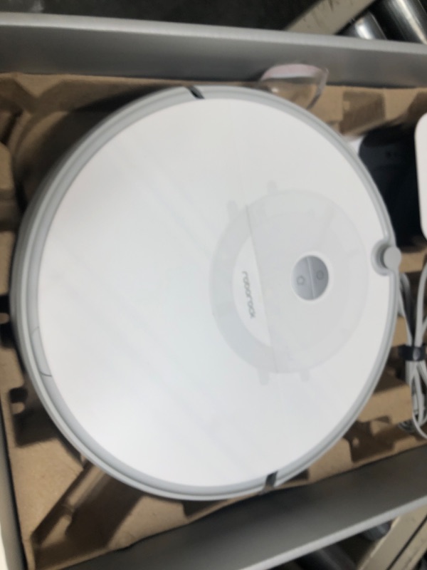 Photo 1 of roborock E5 Mop Robot Vacuum Cleaner, 2500Pa Strong Suction, Wi-Fi Connected, APP Control, Compatible with Alexa, Ideal for Pet Hair, Carpets, Hard Floors (White) E5Mop White