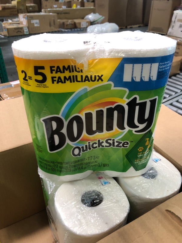 Photo 5 of Bounty Quick Size Paper Towels, White, 8 Family Rolls = 20 Regular Rolls