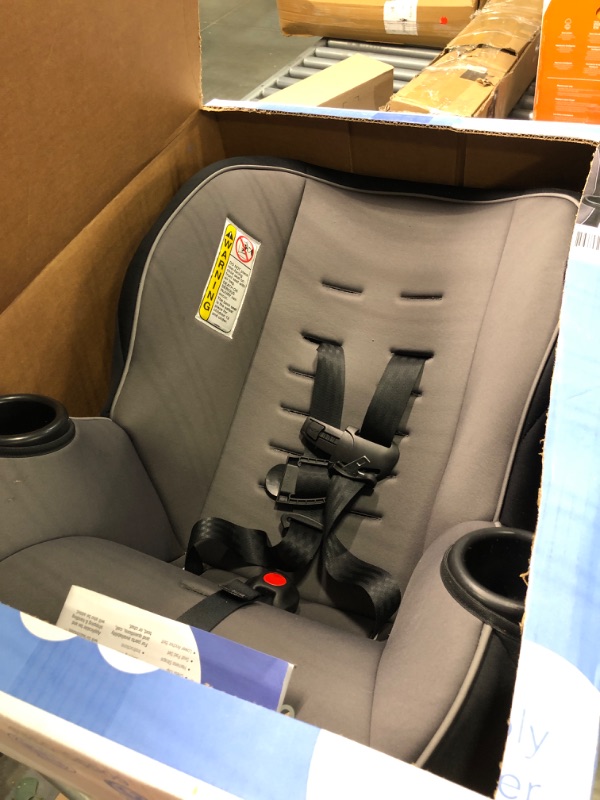 Photo 2 of Cosco Onlook 2-in-1 Convertible Car Seat, Rear-Facing 5-40 pounds and Forward-Facing 22-40 pounds and up to 43 inches, Black Arrows