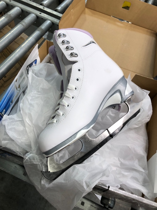 Photo 1 of Jackson Ultima SoftSkate Womens/Girls Figure Skate