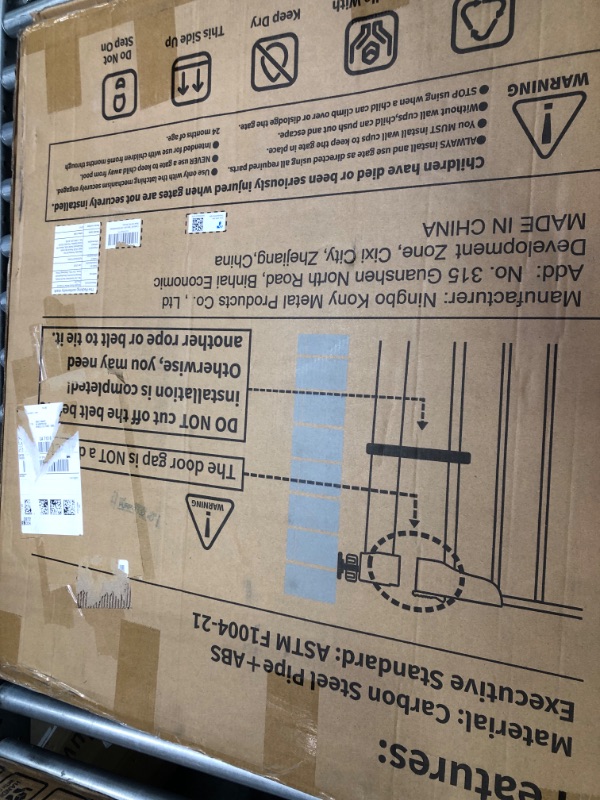 Photo 1 of Cumbor 46”Auto Close Safety Baby Gate