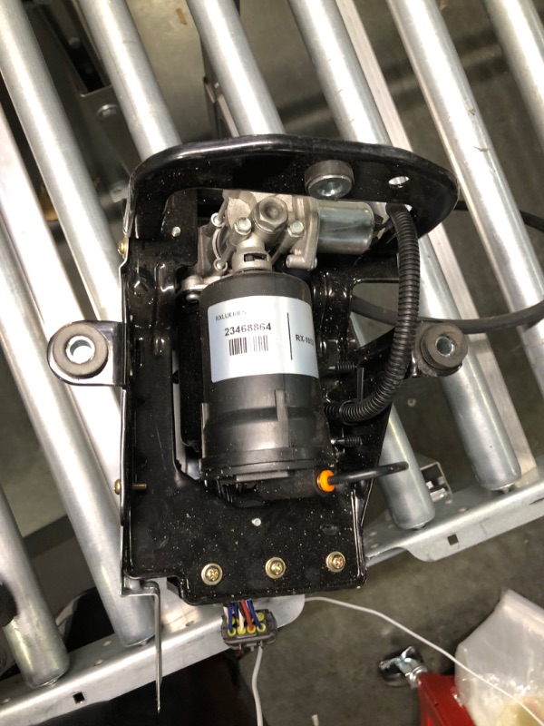 Photo 4 of RXLUCKIES Air Suspension Compressor Pump Compatible with 2013-2018 Cadillac XTS 3.6L V6 23129283 23468864 23446561