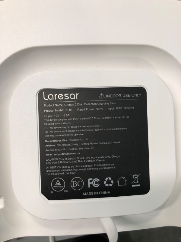 Photo 4 of Laresar Robot Vacuum with Auto Dirt Disposal, Self Emptying Robotic Vacuum Cleaner Max 3000Pa Suction Support Mopping, App Control, Carpet Detection, Work with Alexa, Ideal for Pet Hair, Grande 2