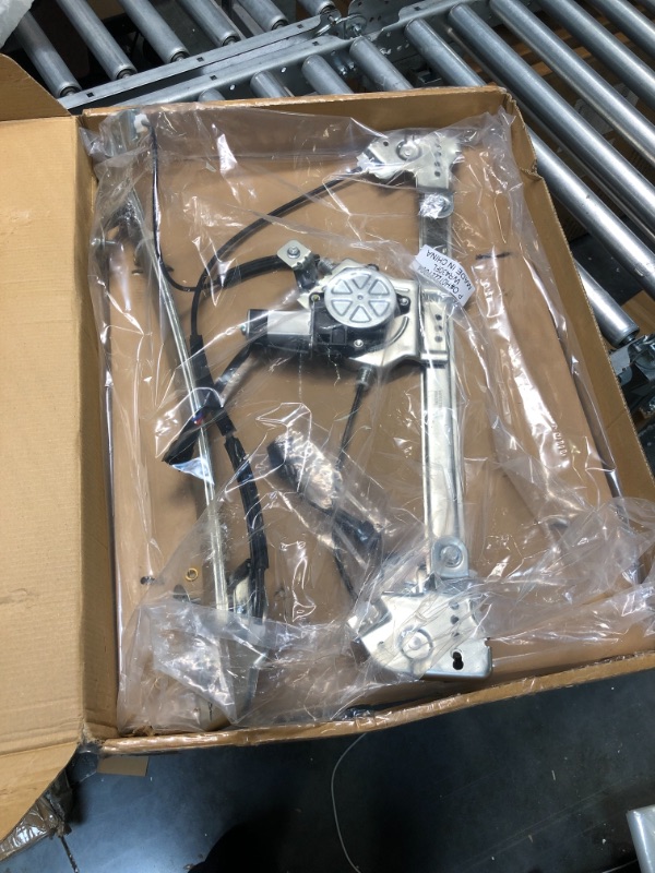 Photo 2 of Front Left Driver Side Power Window Regulator with Motor Assembly for 2004-2008 Ford F-150 (Extended Cab) Front Driver Side(Extended Cab)