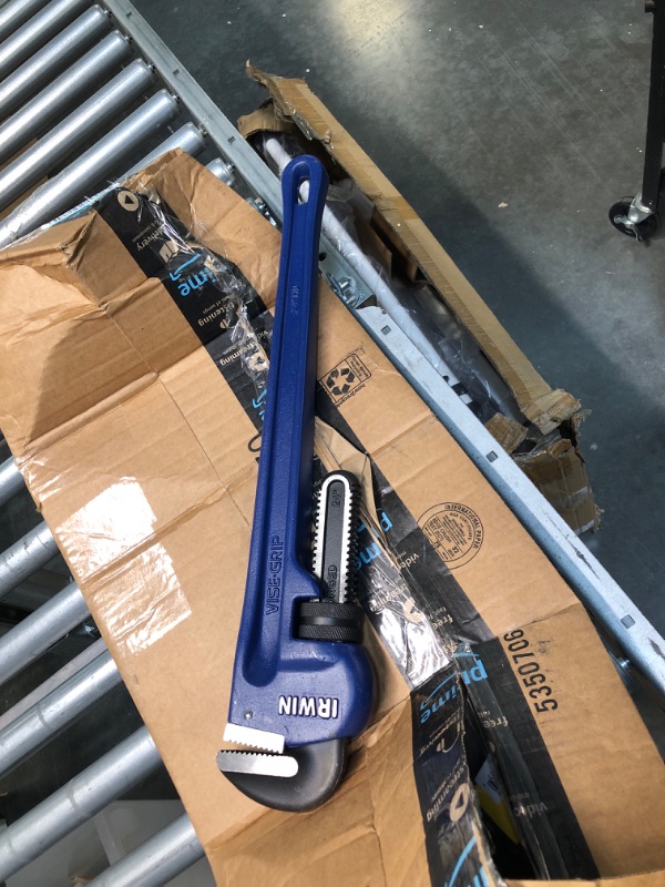 Photo 2 of IRWIN VISE-GRIP Pipe Wrench, Cast Iron, SAE, 3-Inch Jaw, 24-Inch Length (274104) , Blue 24"