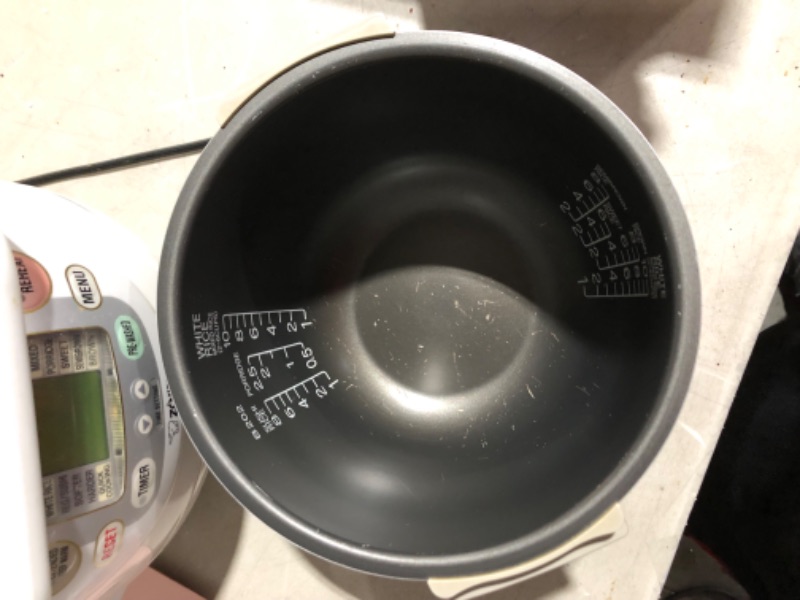 Photo 7 of ***HEAVILY USED - DIRTY - SEE PICTURES***
Zojirushi NS-ZCC18 Neuro Fuzzy Rice Cooker & Warmer, 10 Cup, Premium White, Made in Japan 10-Cup