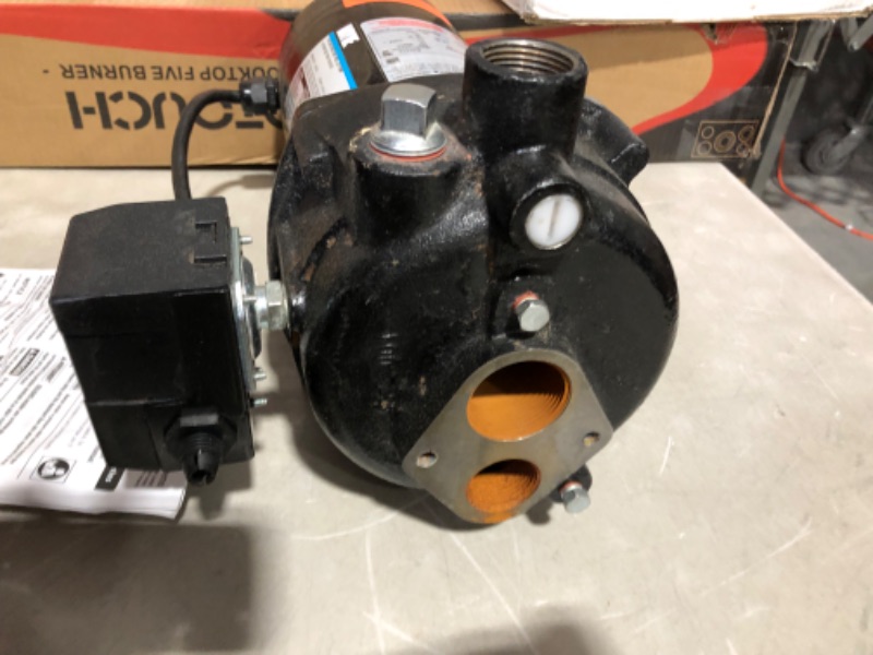 Photo 6 of ***NOT FUNCTIONAL - FOR PARTS - NONREFUNDABLE - SEE COMMENTS***
WAYNE CWS100 - 1 HP Cast Iron Convertible Jet Well Pump - Up to 588 Gallons Per Hour