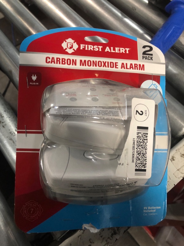 Photo 3 of First Alert Plug-In w/Battery Back-up Electrochemical Carbon Monoxide Detector