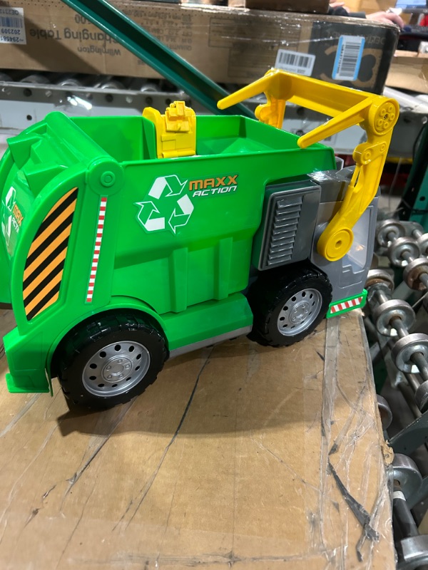 Photo 4 of (MISSING ASSESORIES) Sunny Days Entertainment Maxx Action 3-N-1 Maxx Recycler - Garbage Truck with Lights, Sounds and Morotized Drive | Includes 16 Accessories