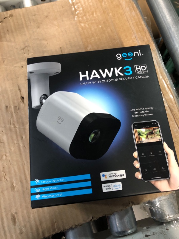 Photo 2 of Geeni Hawk 3 Indoor/Outdoor 1-Camera Plug-in Standard Micro Sd Security Camera System