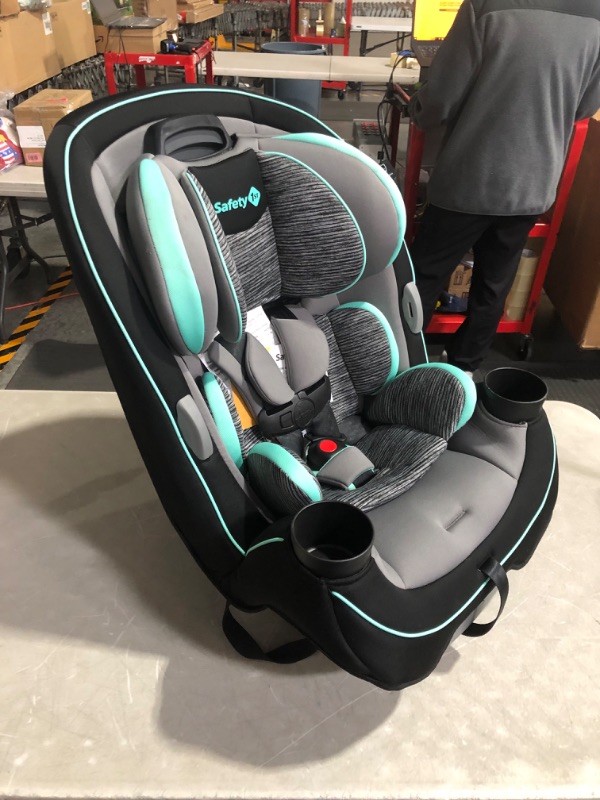 Photo 2 of ***USED - NO PACKAGING***
Safety 1st Grow and Go All-in-One Convertible Car Seat, Rear-facing 5-40 pound