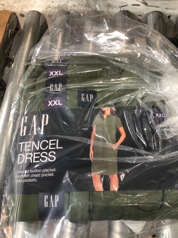 Photo 2 of Gap Womens' Tencel Dress (Green, XXL)