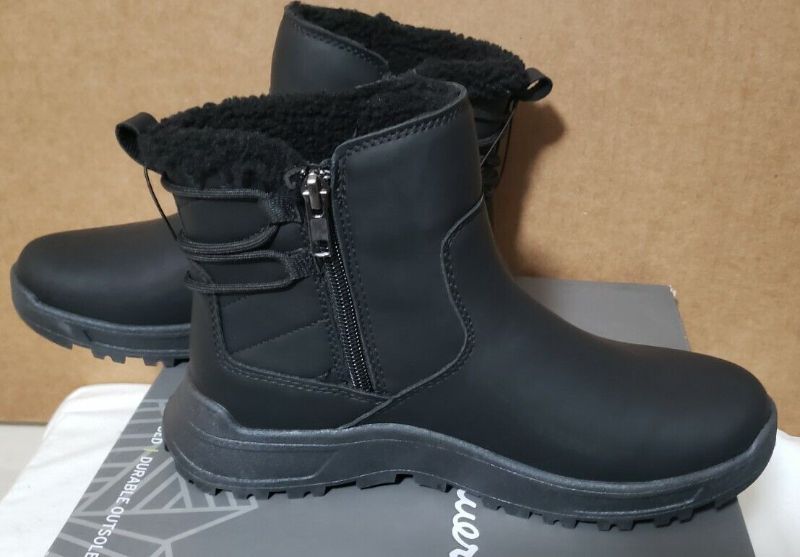 Photo 1 of Eddie Bauer Siren Ladies Winter Boot, Size 10