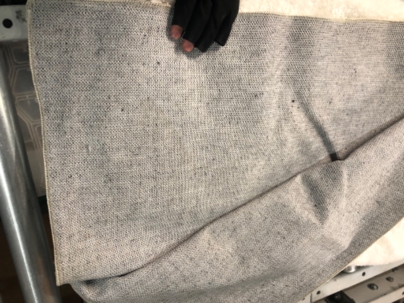 Photo 1 of ***READ NOTES***Medeunk 6x9 Area Rugs for Living Room Cream White Super Soft Fluffy Upgrade Sponge Non-Slip No Shedding for Bedroom Girls/Boys Room Dorm Playroom Lounge Home Decor 6' x 9' Cream White