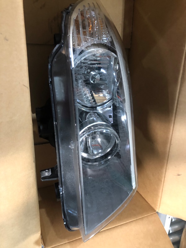 Photo 2 of For Mazda CX-7 Headlight 2007 2008 Driver Side DOT Certified MA2502141 | EG21-51-0L0K