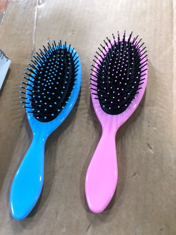 Photo 4 of * SEE NOTES * Hair brush -Soft and Comfortable Detangling Brush, Curly Hair Brush for Scalp Massage, Detangler Brush for Natural, Curly, Straight, Wet or Dry Hair - Hairbrush for Men & Women* 4 PACK * 