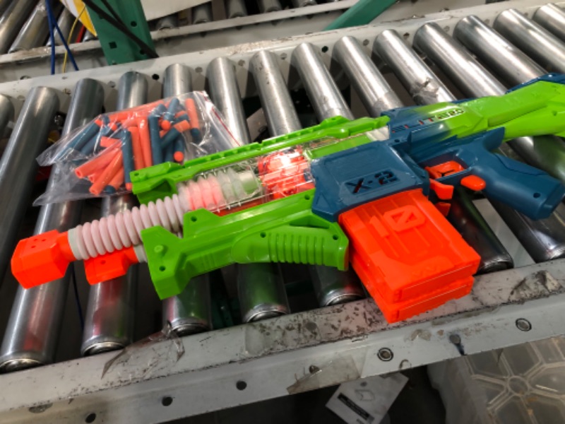 Photo 2 of **DOES NOT WORK**
Nerf Elite 2.0 Double Punch Motorized Dart Blaster, Rapid Alternating Barrels, 50 Nerf Elite Darts, 2X 10-Dart Clips, Ages 8 & Up