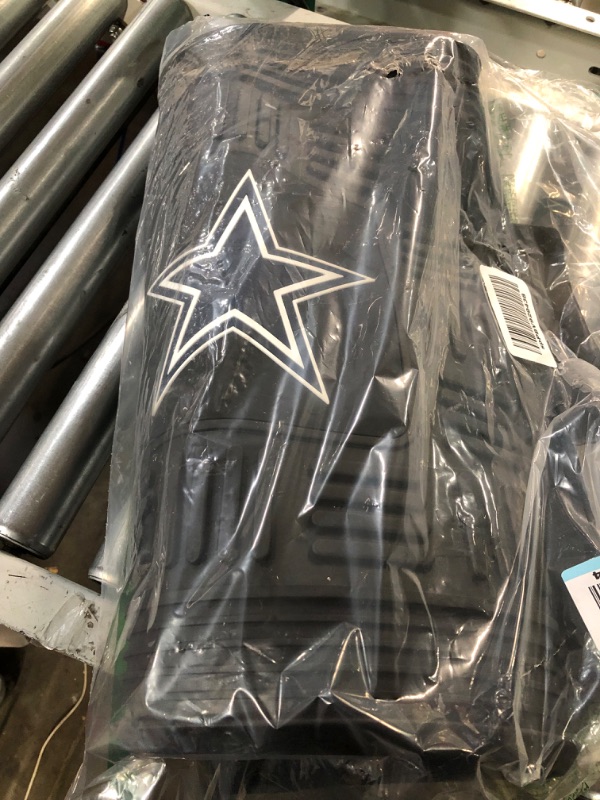 Photo 4 of **one mat only**NFL - Dallas Cowboys Heavy Duty 2-Piece 18 in. x 27 in. Vinyl Car Mat