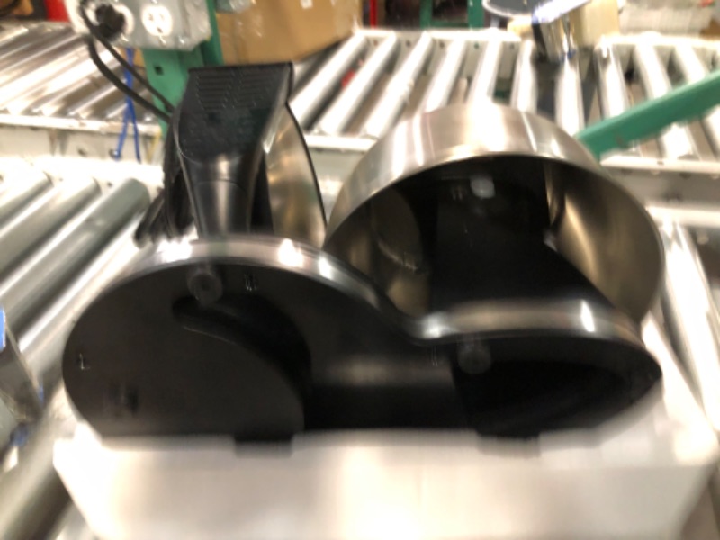 Photo 5 of **NON REFUNDABLE NO RETURNS SOLD AS IS**
**PARTS ONLY**Hamilton Beach Classic Stand and Hand Mixer, 4 Quarts, 6 Speeds with QuickBurst, Bowl Rest, 290 Watts Peak Power, Black and Stainless Black and Stainless Stand Mixer